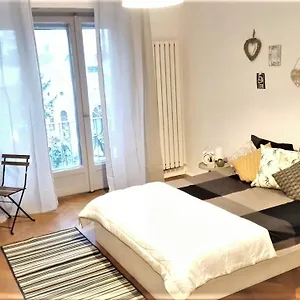 https://studio-central-exer-iv.bucharesthotelsnow.com